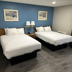 Double Room Two Double Beds Non-Smoking